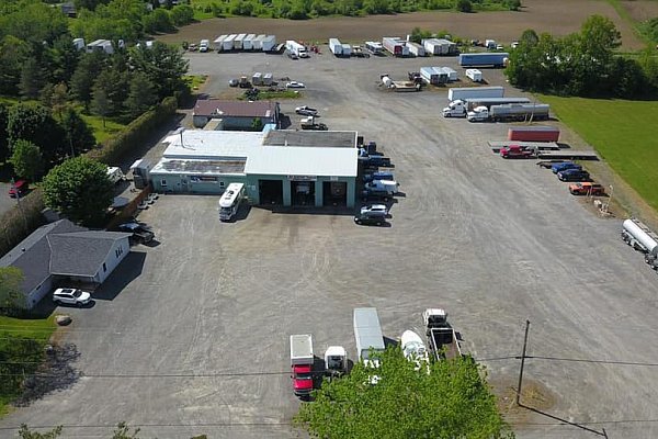 TruckPro : Brockville Tractor Trailer Maintenance (2001) Ltd. - Garage