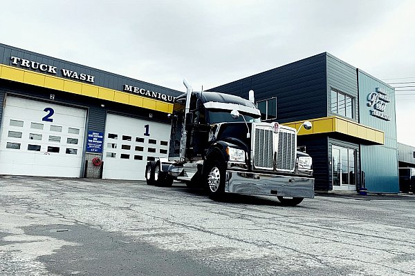 TruckPro : Relais Routier Petit Inc. - Garage