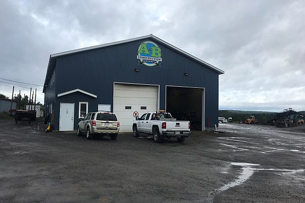 TruckPro : A&B Construction Ltd. - Garage